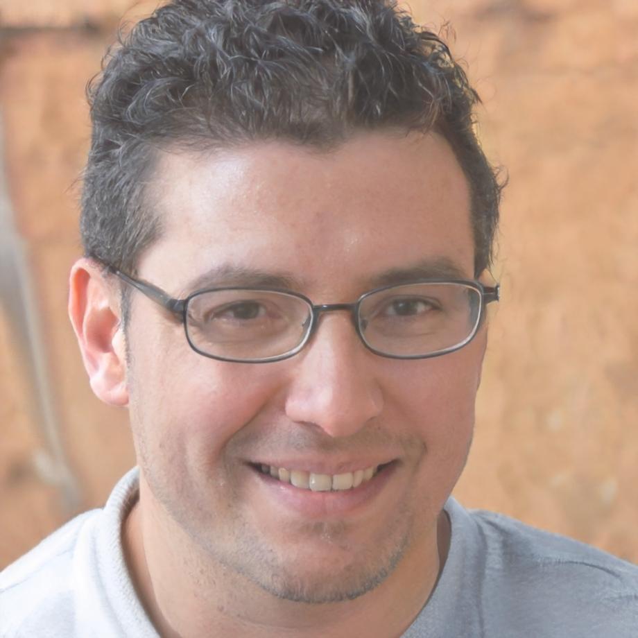 Consultor financeiro senior da equipa vazolvorirekaleo